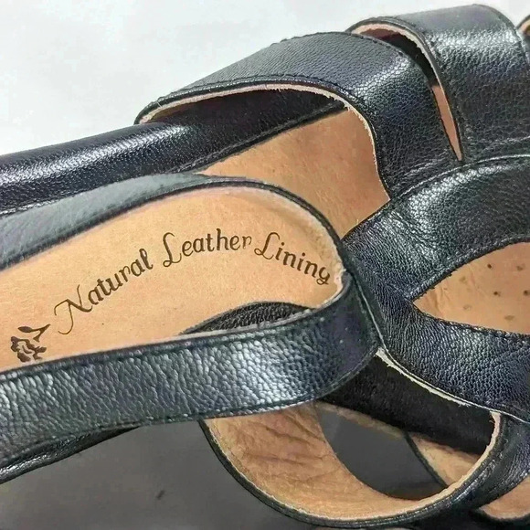 Sofft Strappy Wedge Sandals Black Leather Upper Comfort Shoes Size  5W - Picture 4 of 14